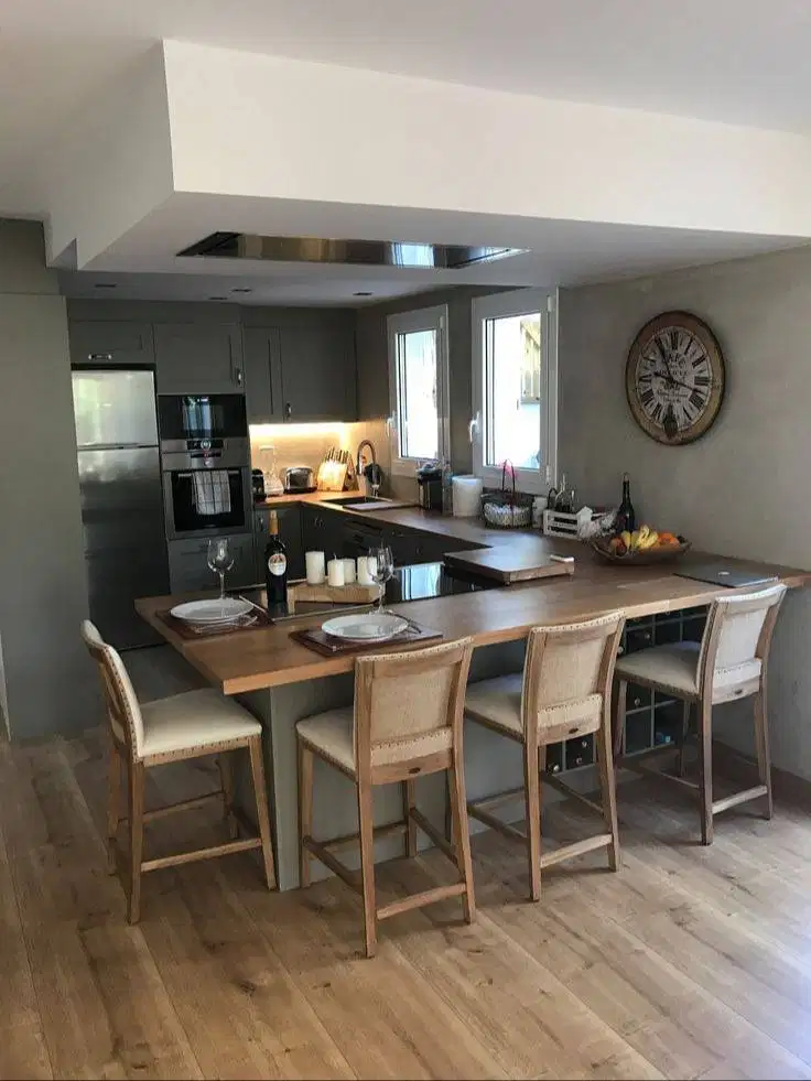 Custom Interior Kitchen Set, Backdrop TV, Lemari, Wardrobe, Kitchenset