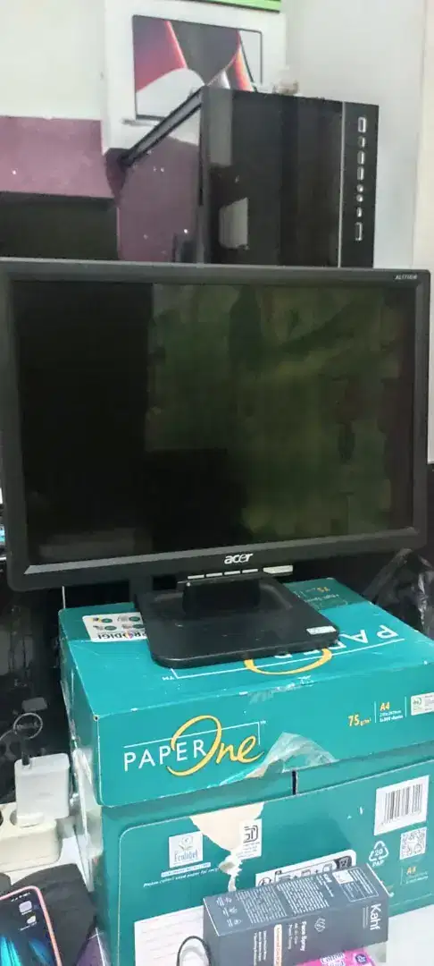 LCD Monitor AcerAL1716W 17 Wide (Input VGA) Kabel2 lengkap