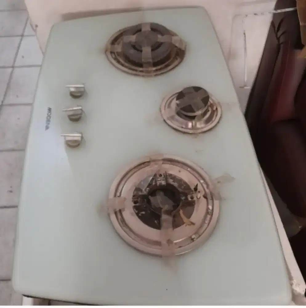 Kompor bekas   merk modena