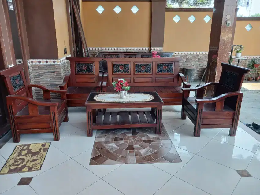 Kursi Meja Ruang Tamu