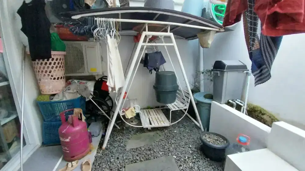 Ayunan tk pandai utk teras taman rumah