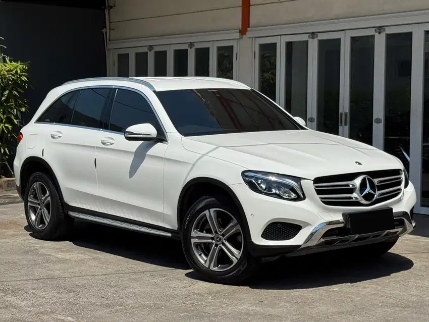 Mercedes Benz GLC200 Exclusive Line 2019 Low ODO