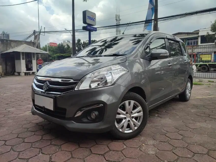 Suzuki Ertiga  1.4 GX Bensin-MT 2017 Hitam