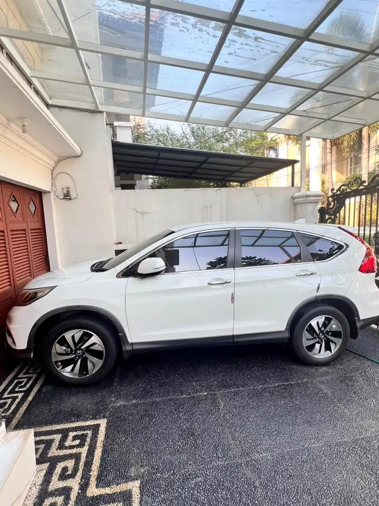 Dijual Mobil CR-V kondisi bagus