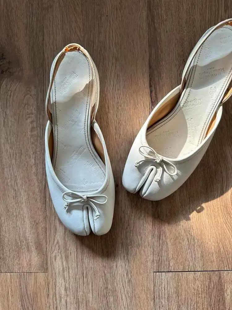 Sepatu Maison Margiela Tabi Slingback White