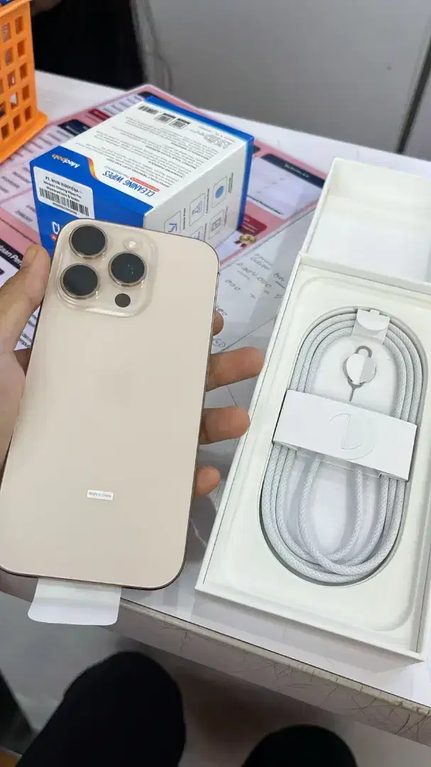 SEGAMPANG ITU CICILAN DI HOME CREDIT PROMO IPHONE 16 promax