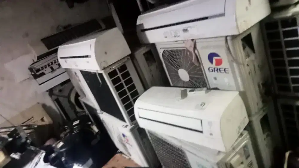 Menerima elektronik AC , mesin, cuci, kulkas, freezer,showcase, dll