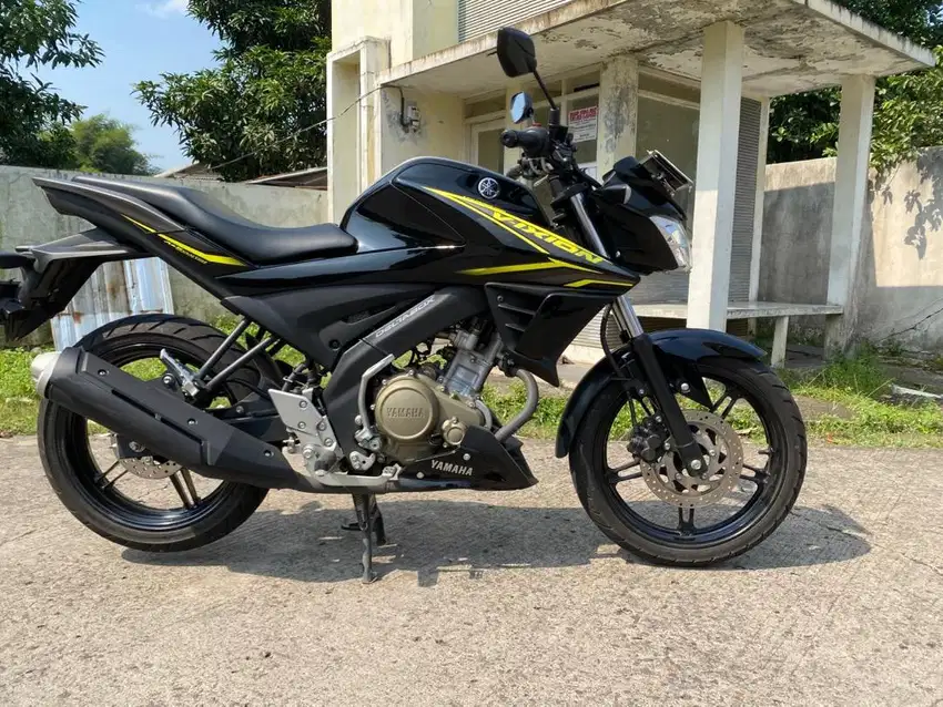 58@: DP:1,800RB B DEPOK NEW VIXION 150 CC HITAM LOW GRESST
