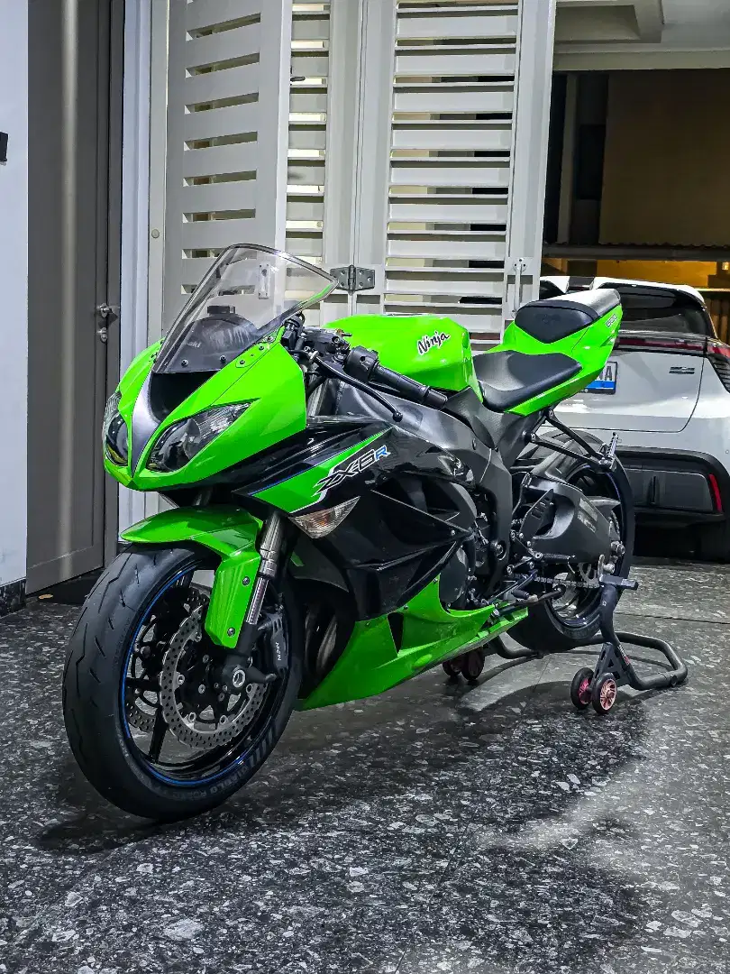 Kawasaki Zx6r 2011 odo cuma 300 perak