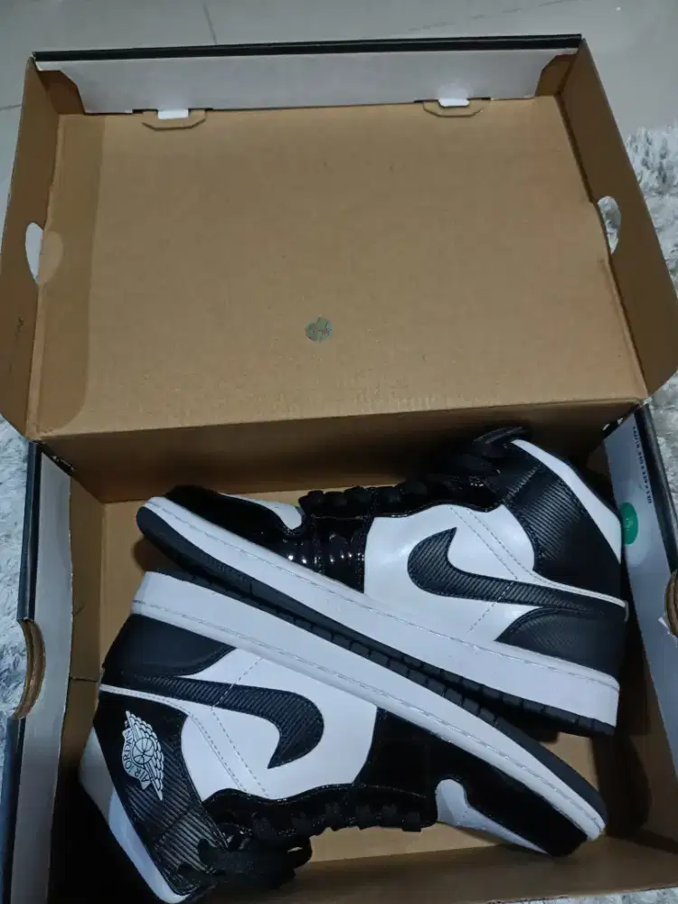 Nike Jordan White Black