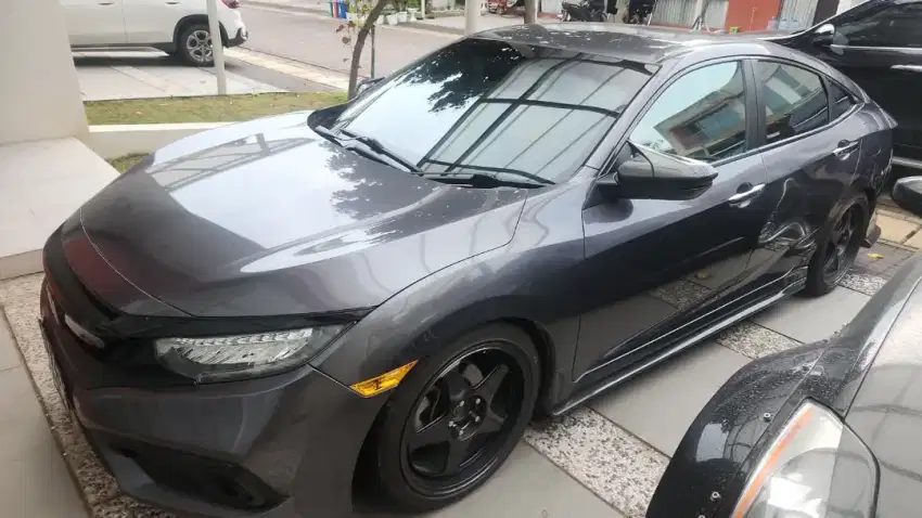 Honda Civic Turbo 1.5L ES 2020