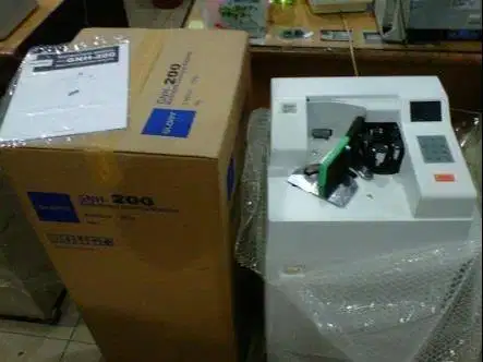 READY Mesin hitung uang Glory GNH 200 - Yayuk globalindo sby