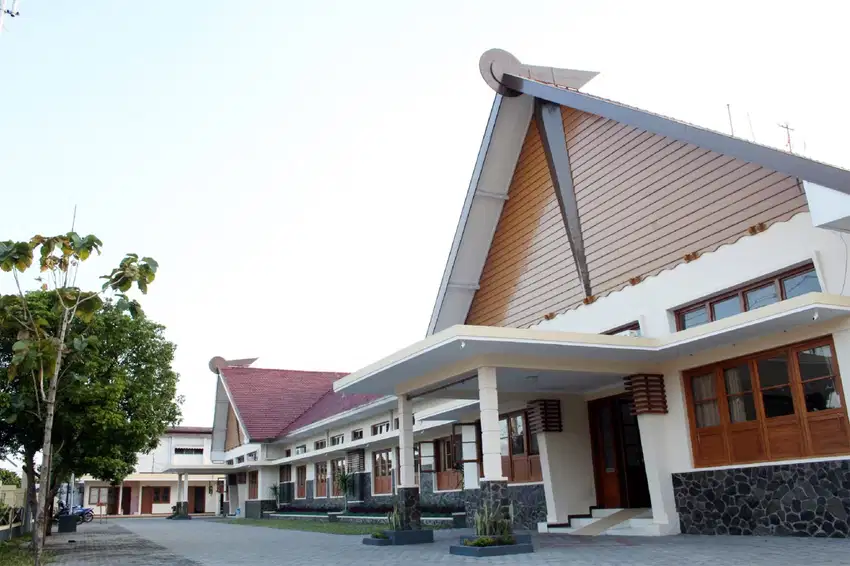 Rumah sakit aktif luas 8000 m2 harga 135 Milyar di kota Batu