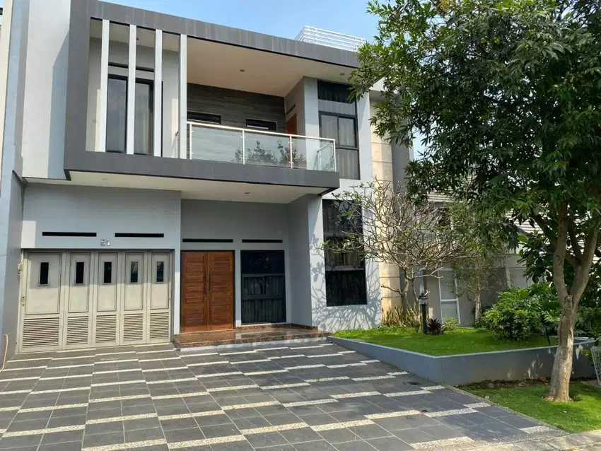 Disewakan Rumah View Danau di Kota Baru Parahyangan Furnished