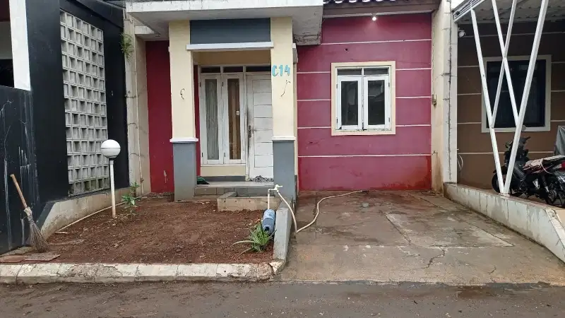 Dijual rumah di Executive Village beji depok