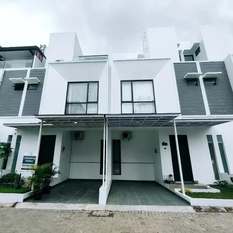 Rumah Istimewa 3 Lt Siap Huni Hanya 10 Menit ke Lebak Bulus