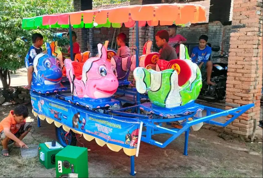 Odong Kereta Panggung Ikan Nemo