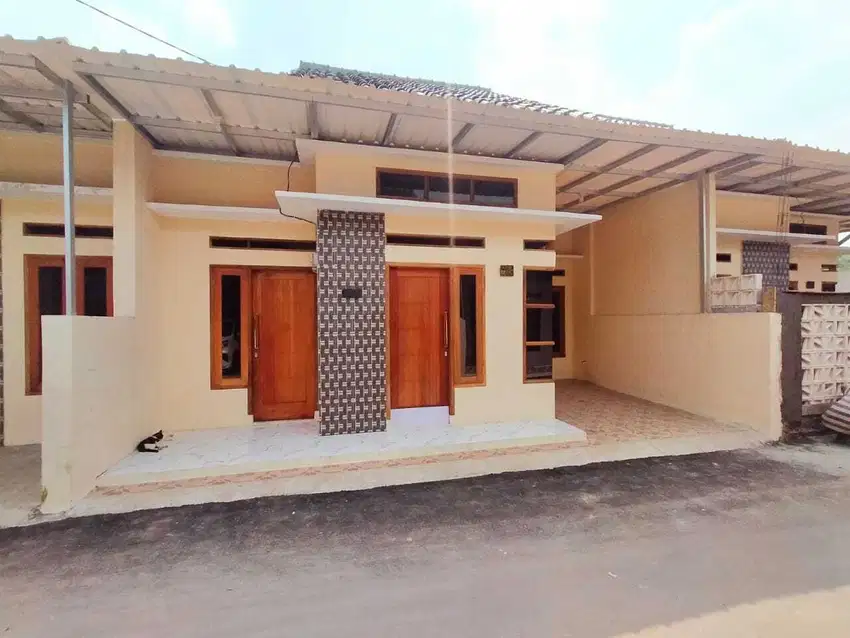 Harga spesial lokasi pinggir jalan
