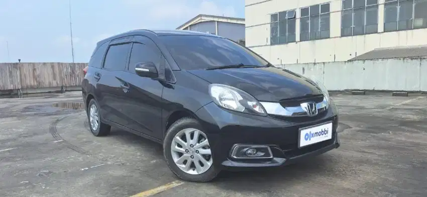 DP RENDAH Honda Mobilio 1.5 E Prestige Bensin-AT 2015 5ND B