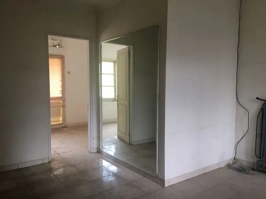 JUAL CEPAT! Rumah 2Lantai Unfurnish Di Villa Permata Gading, Nego