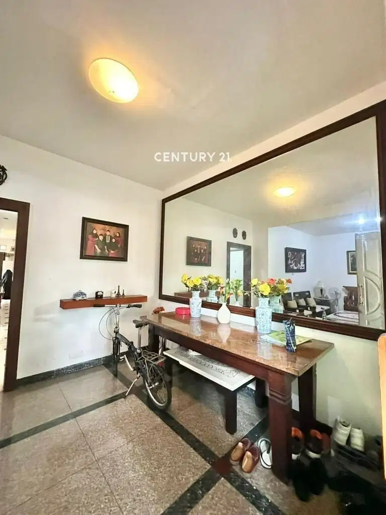 Rumah 2 Lantai Di Pancoran Jaksel  8506