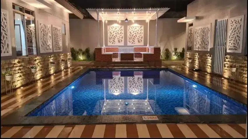 JUAL CEPAT RUMAH MEWAH ADA KOLAM RENANG DI KOTA BARU PARAHYANGAN