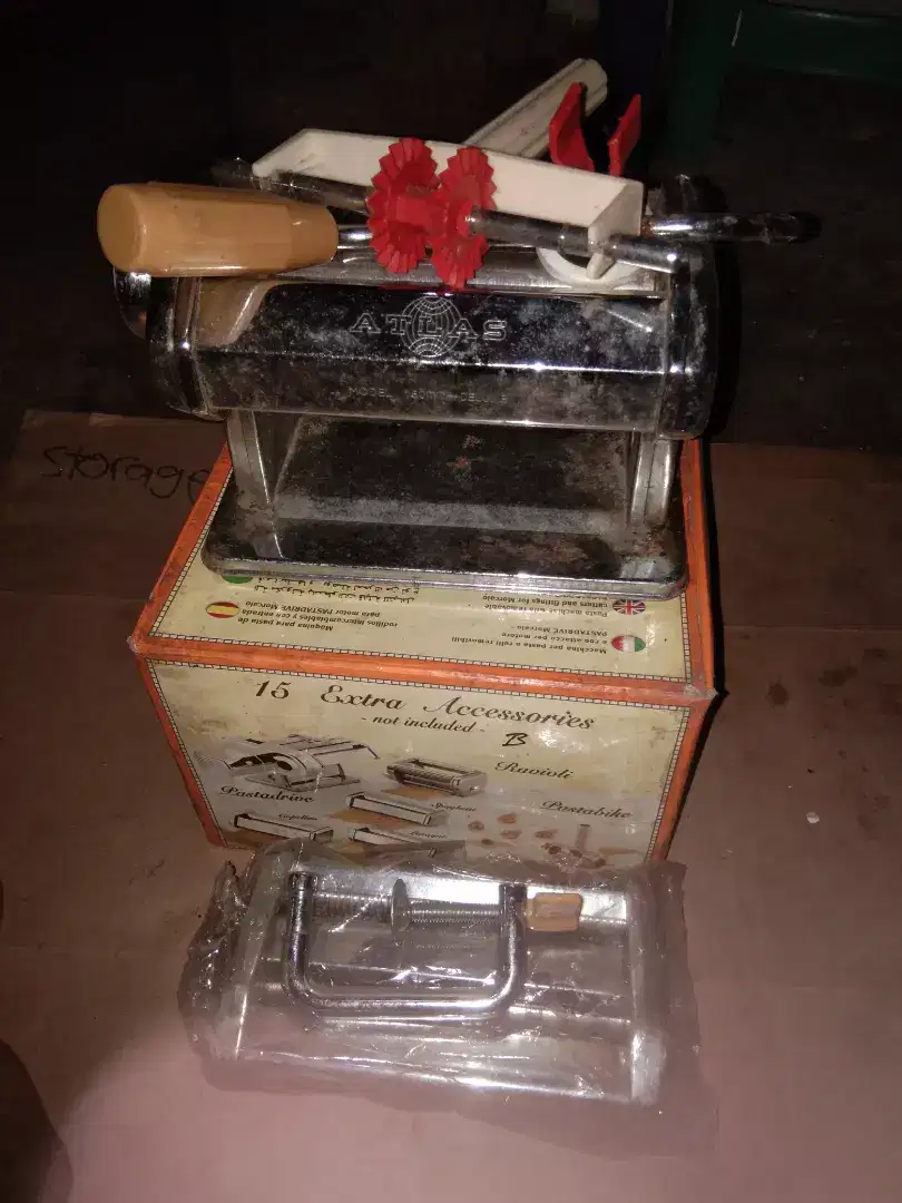 Dijual gilingan adonan molen