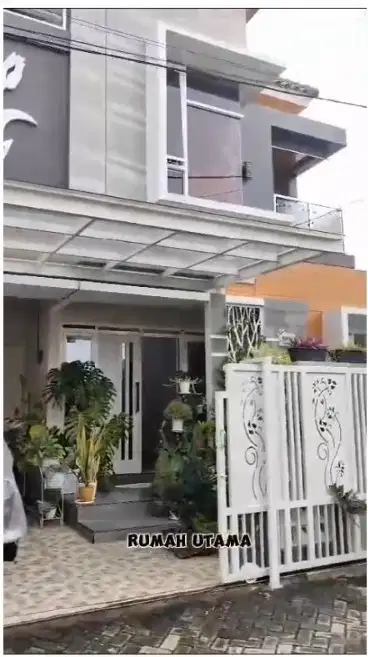 Rumah 3 Lantai Daerah Latanza Malang