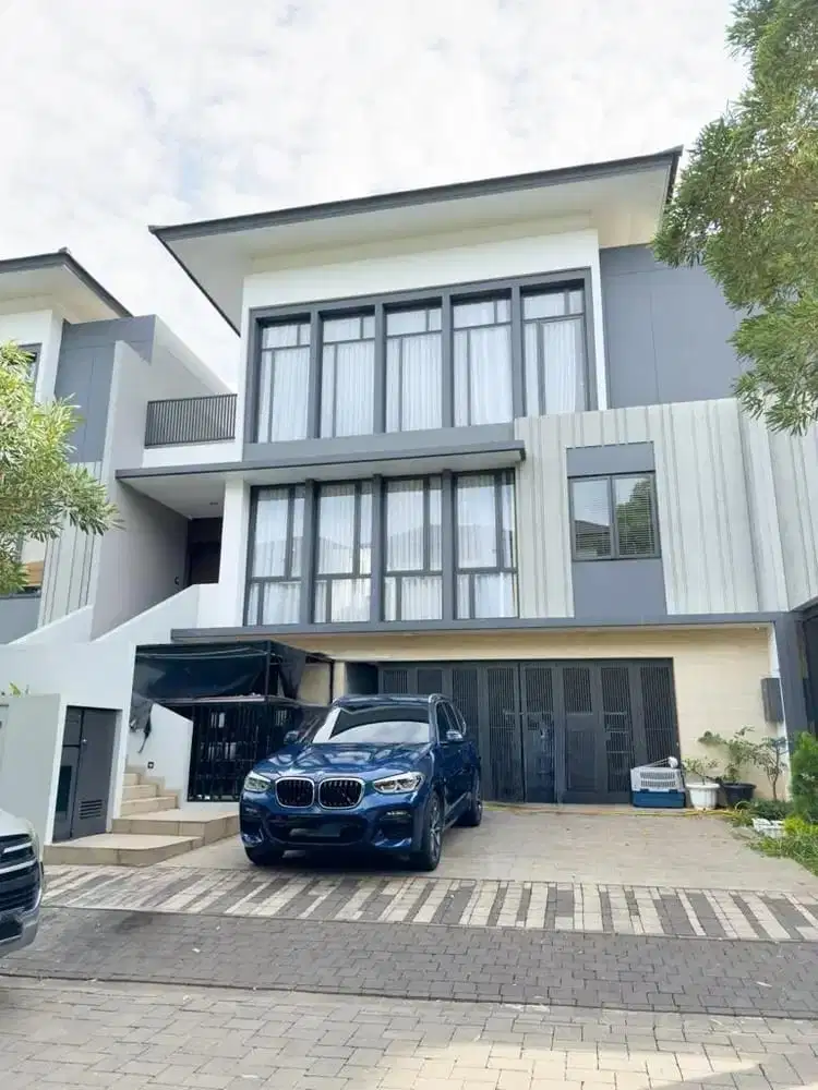 Jarang ada. Rumah mewah Navapark Lakewood BSD