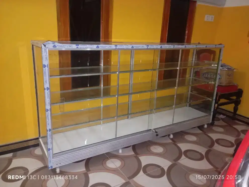 Etalase Toko 2 Meter