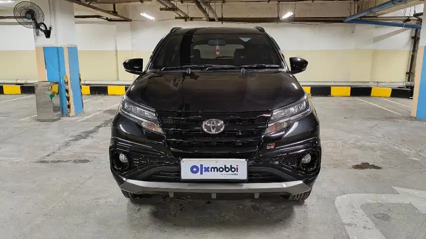 Like New Toyota Rush Like New 1.5 GR Sport Bensin-MT 2023 Hitam