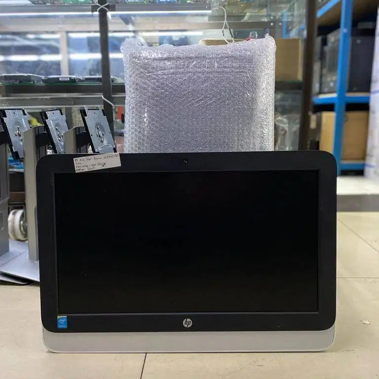 Pc All In One HP Intel Celeron N1700 Ram 4Gb Hdd 500Gb 20INCH D-STP