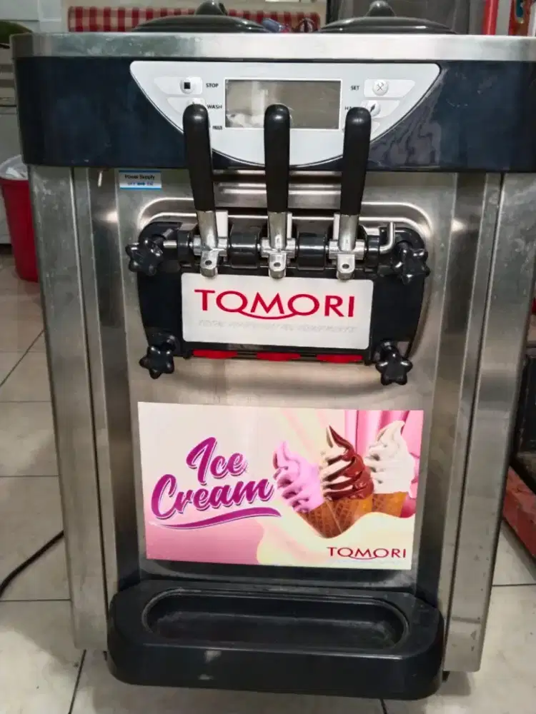 Mesin es krim ice cream soft mix