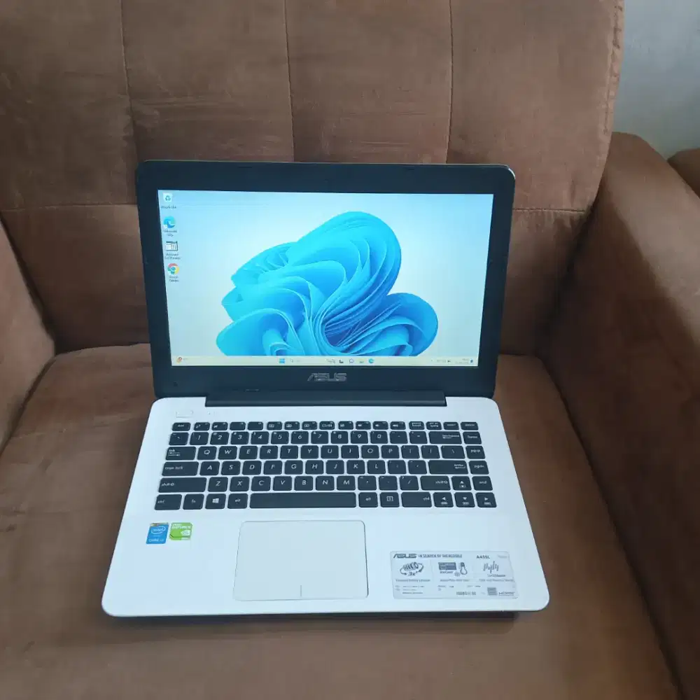 Laptop Asus A455L, Core i3, Ram 8GB, SSD 256GB, NVidia GT930
