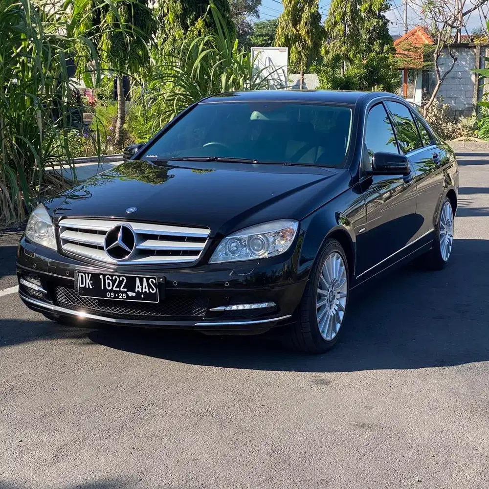 Mercy C300 AMG 3.0 AT- 2010