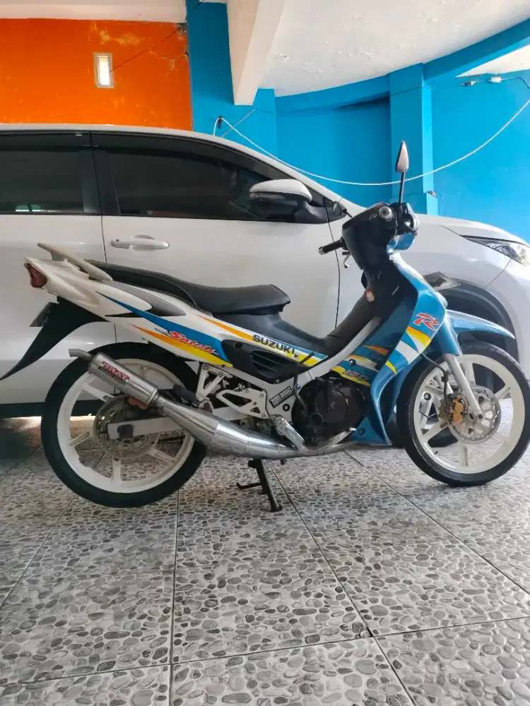 Di jual satria hiu tahun 2004