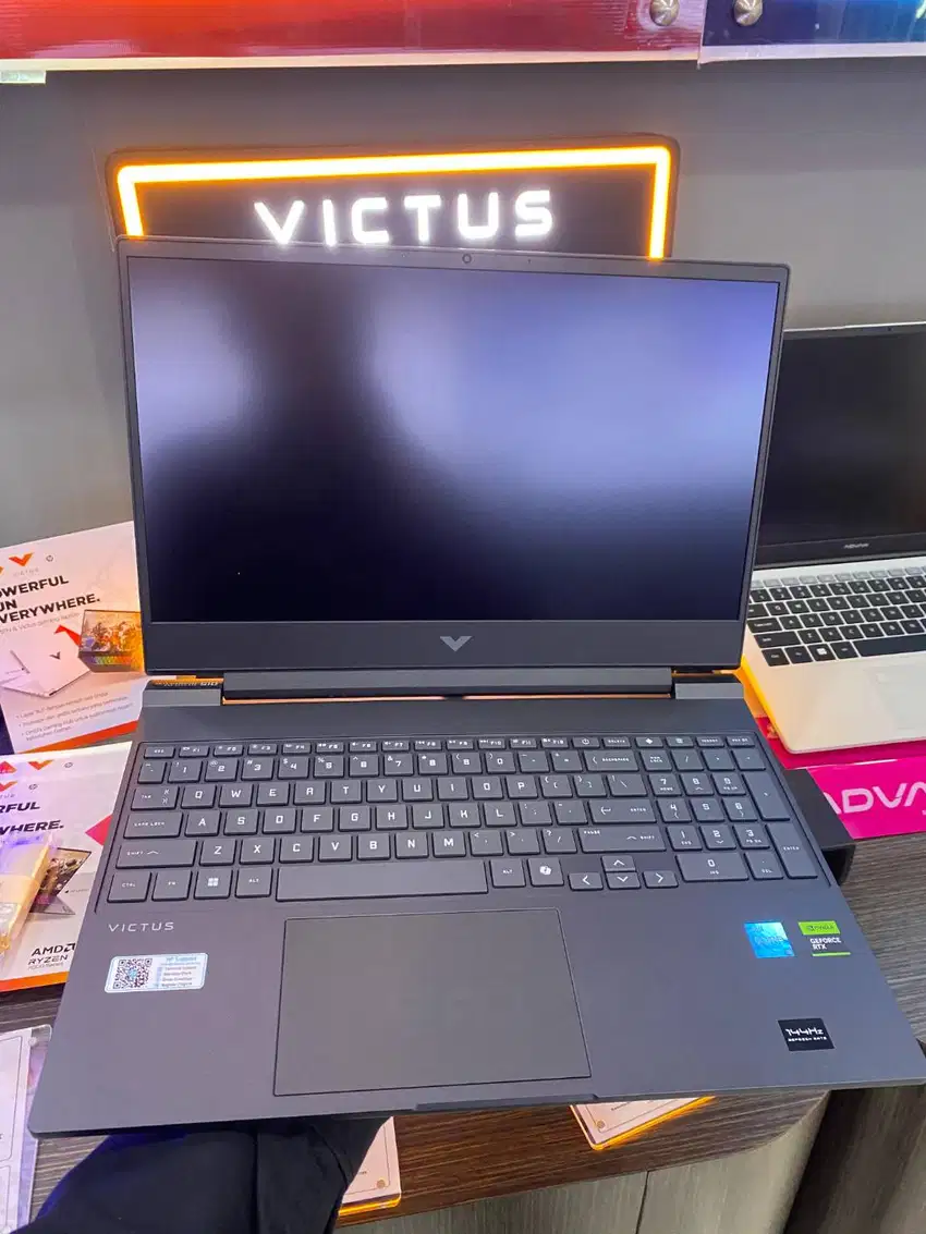HP Victus 15-fa2715TX/Core i5-13420H/16GB/512GB SSD/RTX2050 4GB/15.6″