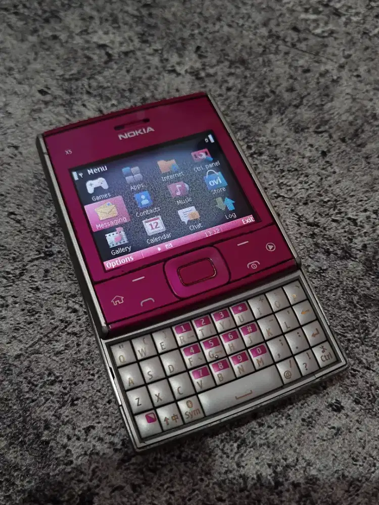 Nokia X5-01 Symbian Smartphone Pink