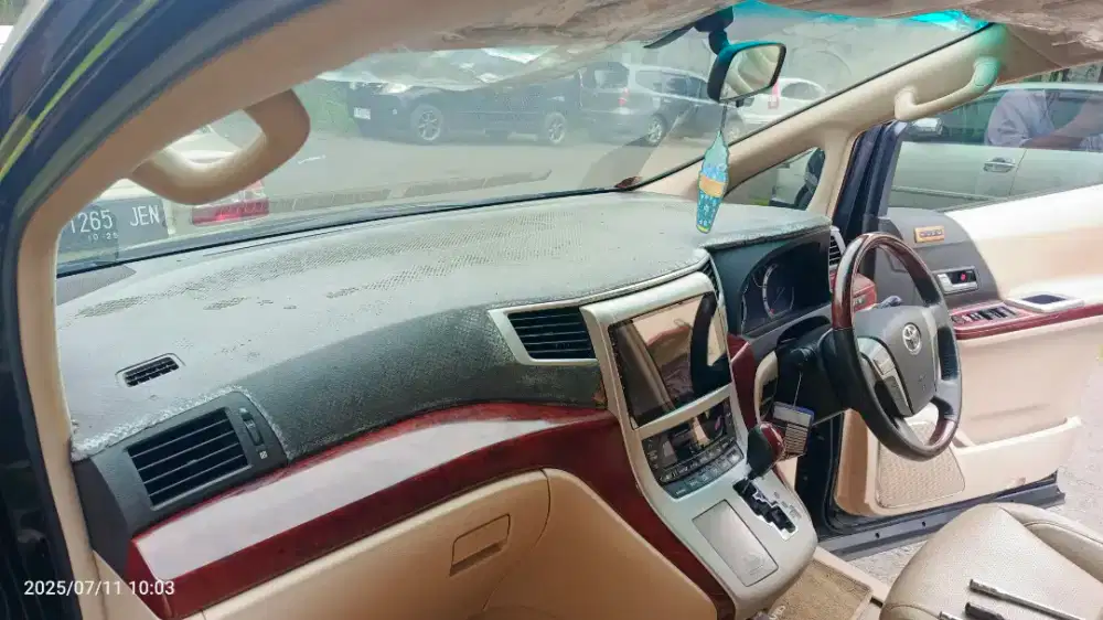Dasboard Toyota Alphard & Vellfire