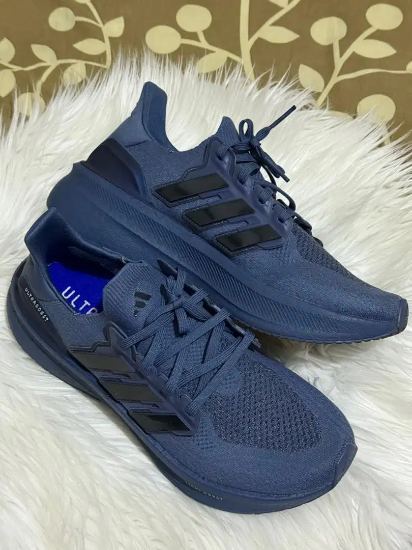 sepatu lari running adidas ultraboost 5 biru ORIGINAL