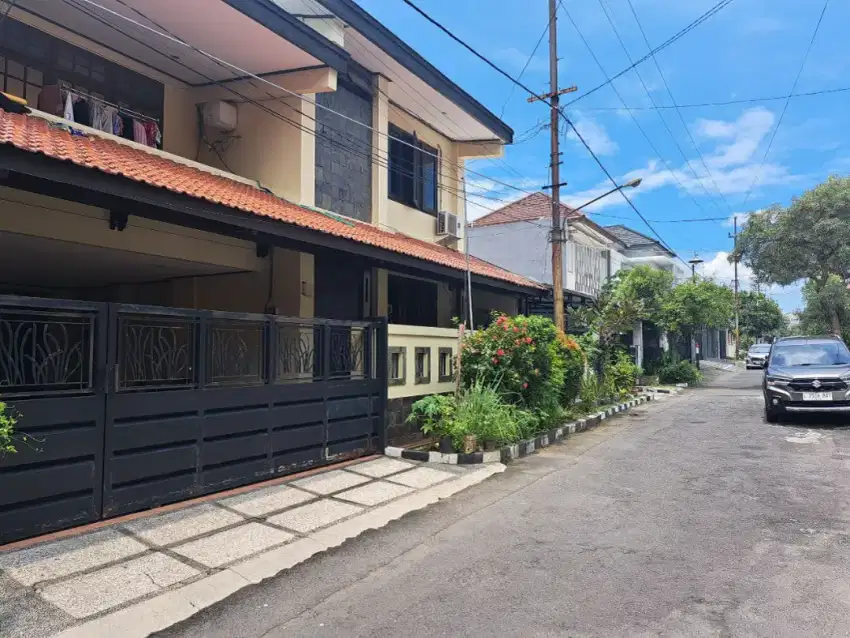Rumah Darmo Permai 2 Lantai STRATEGIS, NEGO