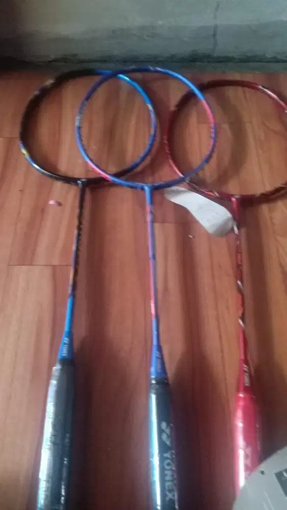 DI JUAL RAKET YONEX