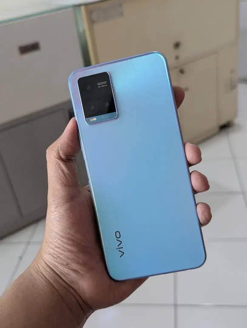 Vivo y33s 8/128 second fullset terawat bergaransi