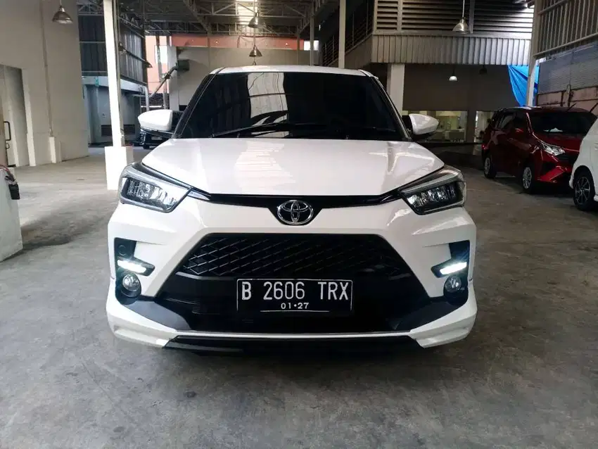 Toyota Raize 1.0T GR Sport AT 2021 Putih PREMIUM B2606TRX