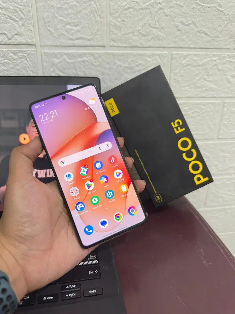 Poco F5 5G ram 12+4/256 GB Fullset Garansi 5 bulan lagi