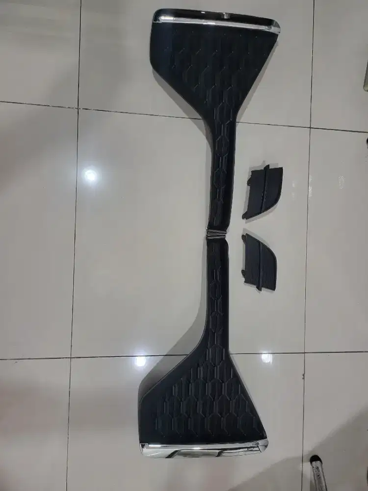 Cover foglamp dan DRL Innova Zenix V Modelista Original Toyota