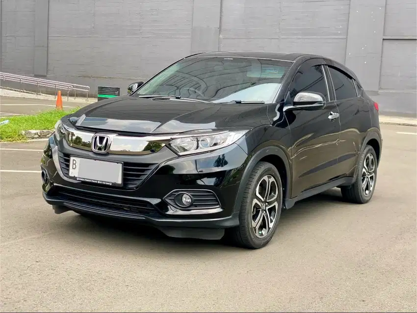 HONDA HR-V E CVT AT HITAM 2019 - KILOMETER 12.000 RECORD