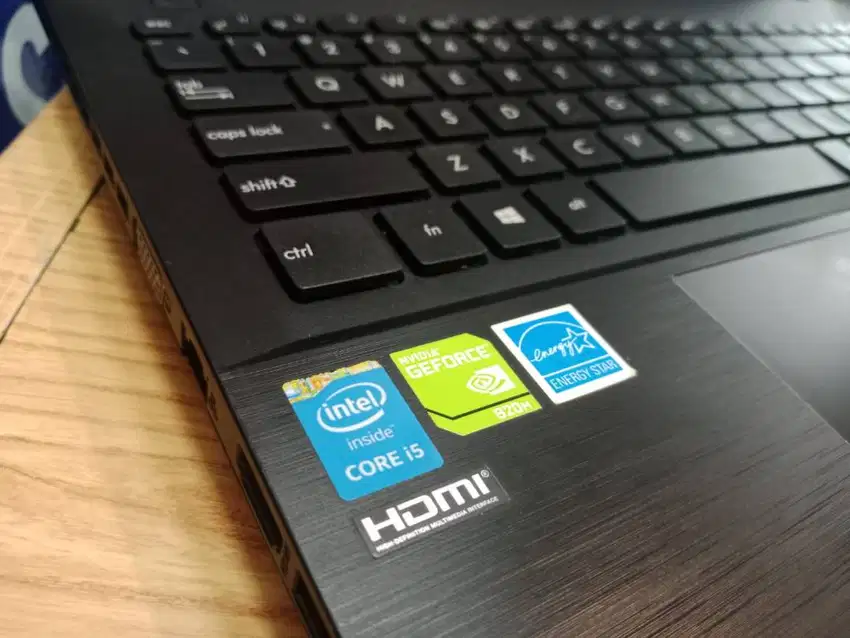 CORE i5 RAM 8GB SSD 128GB  LAPTOP EDITING ASUS PRO PU551LD