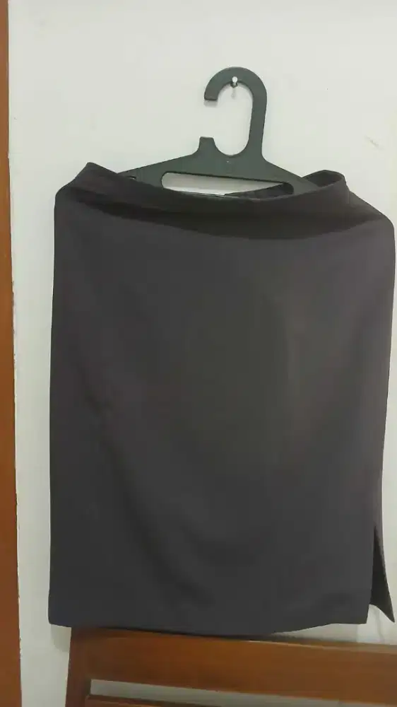 Rok kerja hongkong house size L