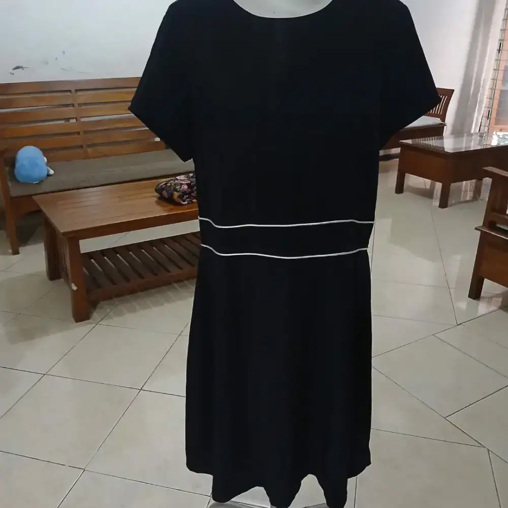 Dress black size L